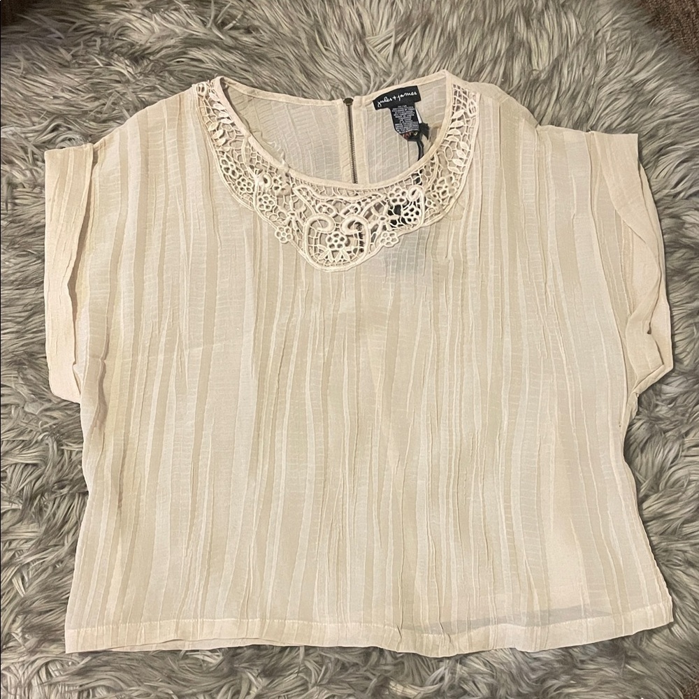 Elegant Cream Lace Blouse. new with tags